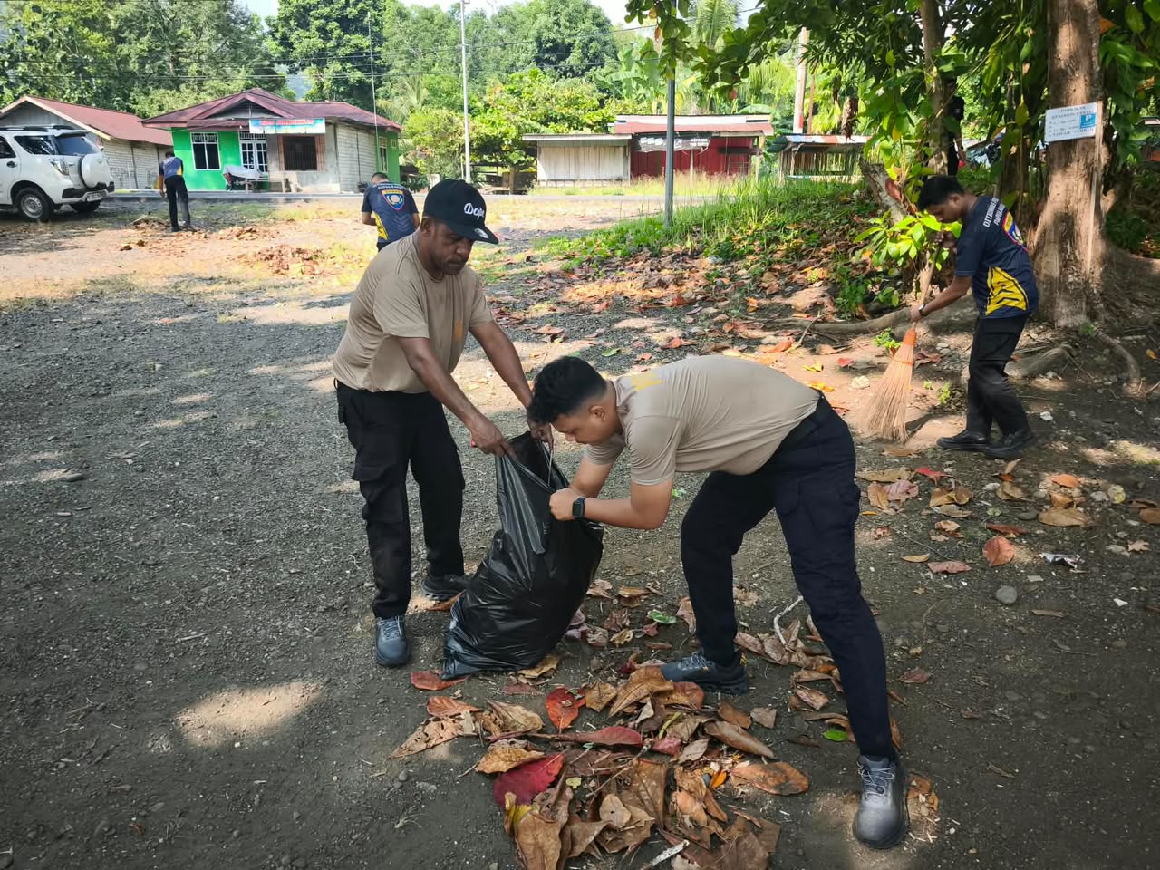 Ditbinmas Polda PB Dorong Budaya Bersih Lewat Green Policing